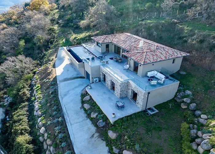 Evasione - Climatisée Piscine Vue * Santa-Reparata-di-Balagna