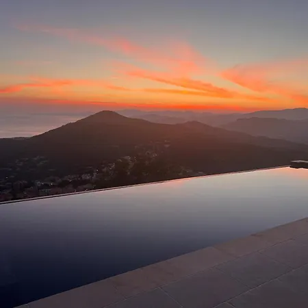 Evasione - Climatisée Piscine Vue