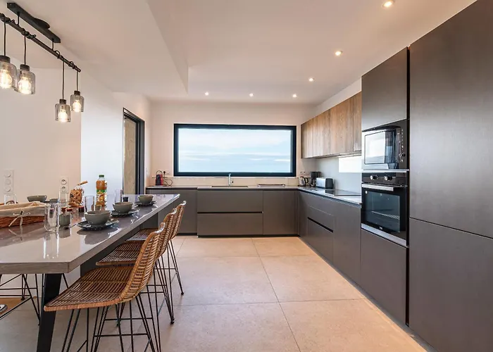 ヴィラ Evasione - Climatisee Piscine Vue